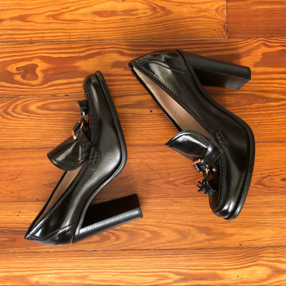 FERRAGAMO | Black Leather Heeled Loafers